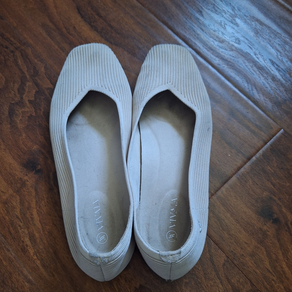 Vivaia Women's Machine Washable Beige Flats